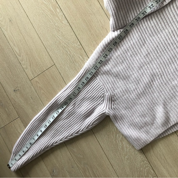 Aritzia Babaton Guell Sweater Merino Wool Ribbed Crop in Iced Lavender Size S - Picture 2 of 11